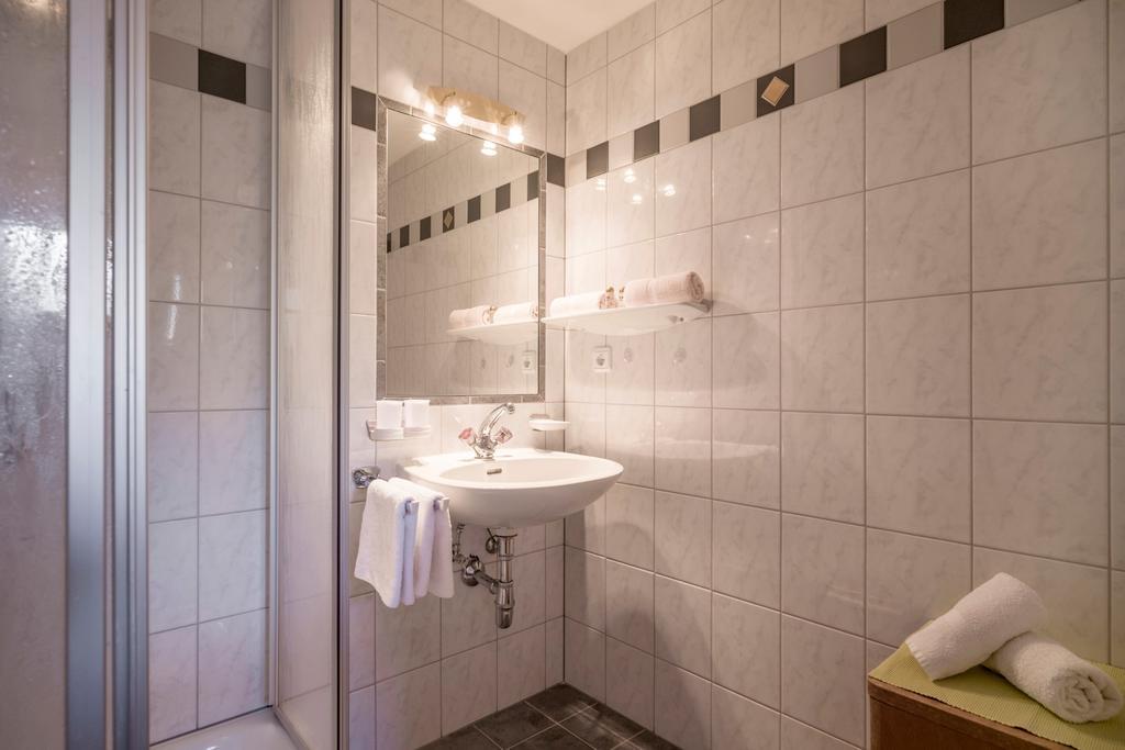 Hotel Enzian Pertisau Kültér fotó