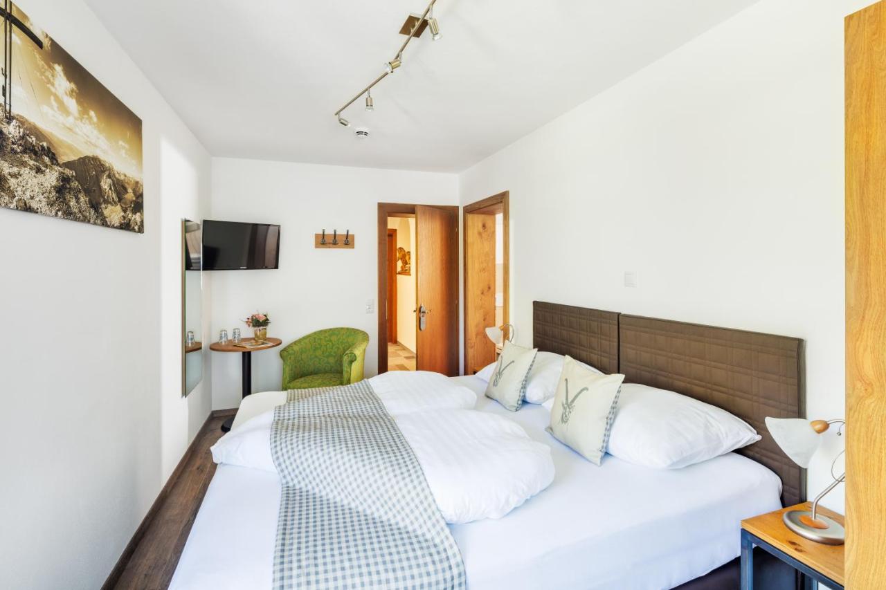 Hotel Enzian Pertisau Kültér fotó